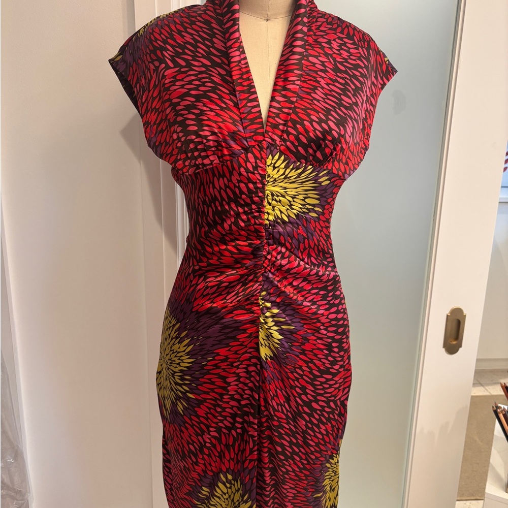 Vibrant Trina Turk Patterned Midi Dress 0